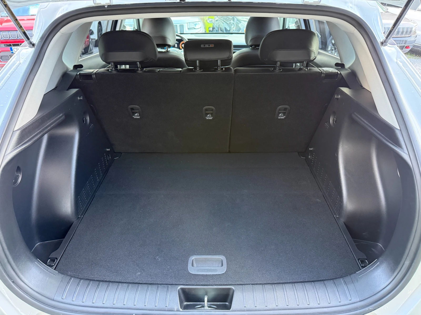 Hyundai Kona SEL, 2.0 MPI, AWD, снимка 16 - Автомобили и джипове - 55097215