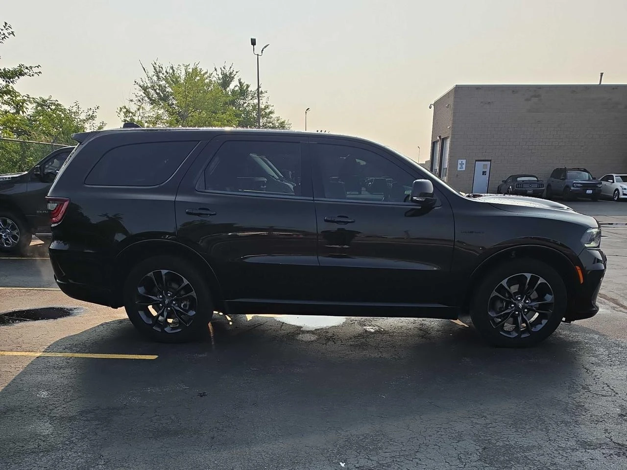 Dodge Durango R/T* Обдух* Carplay* Шибедах* 5.7HEMI* 7seats, снимка 3 - Автомобили и джипове - 55462806