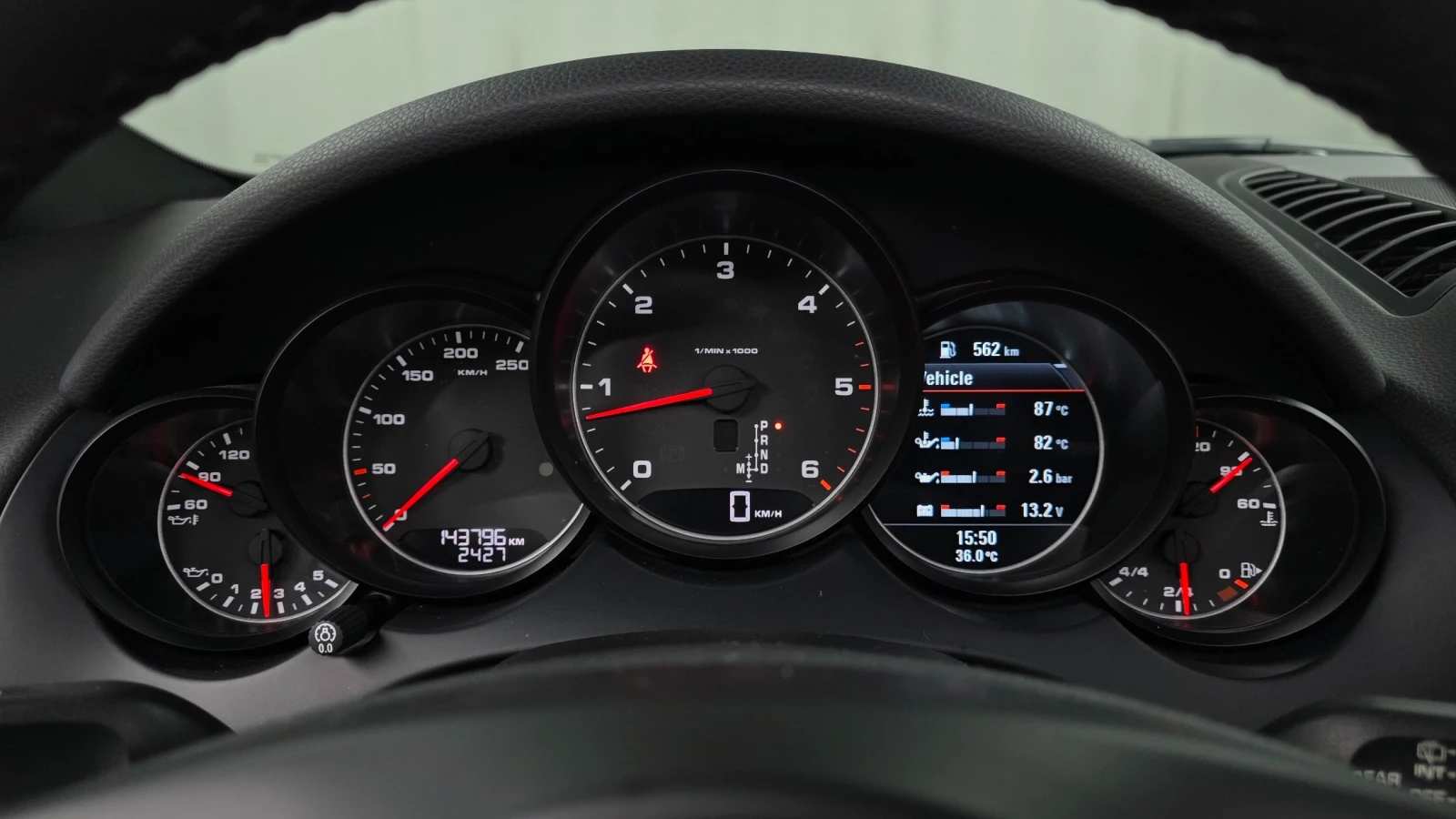 Porsche Cayenne 3.0 Diesel Platinum Edition, снимка 6 - Автомобили и джипове - 55768124