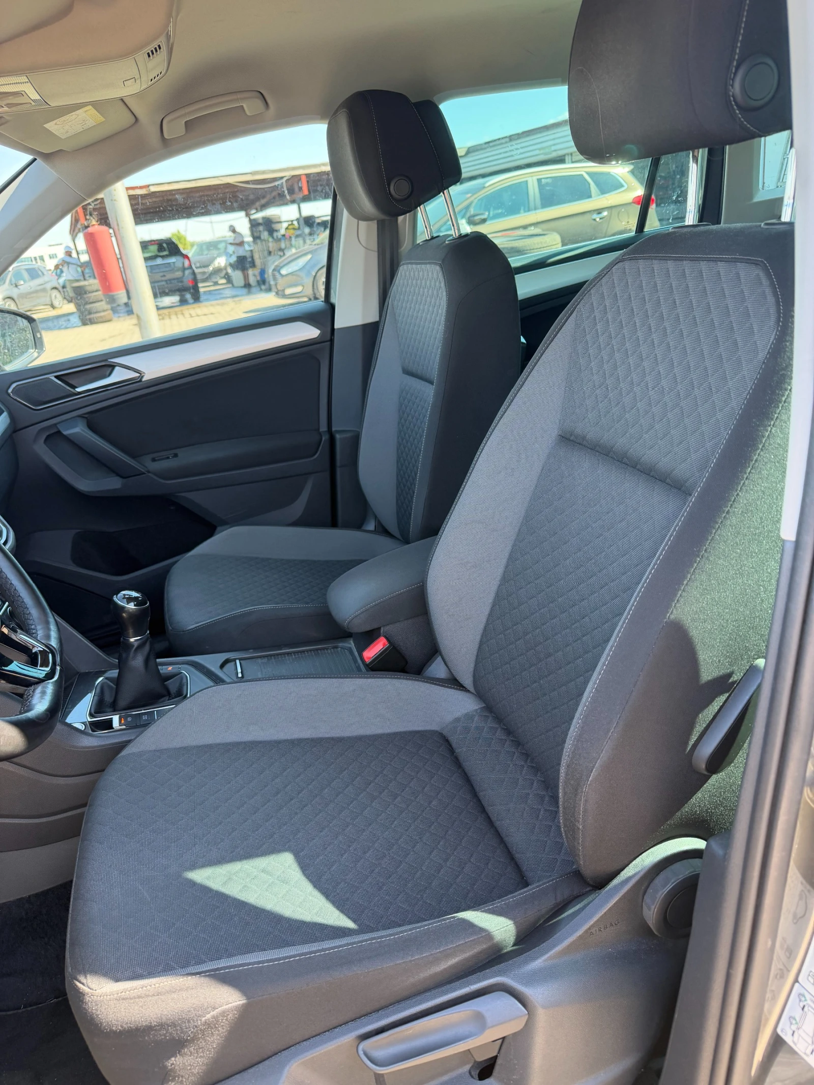 VW Tiguan 1.4TSI GAZ NAVI EURO 6, снимка 11 - Автомобили и джипове - 56165432