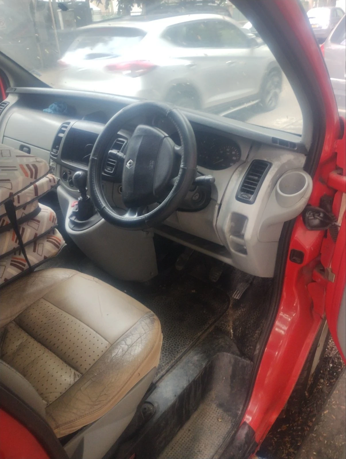 Renault Trafic, снимка 3 - Бусове и автобуси - 54572964