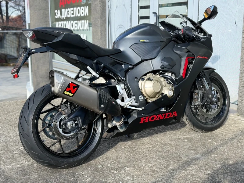Honda Cbr 1000RR , Shifter, ABS, AKRAPOVIC, снимка 6 - Мотоциклети и мототехника - 52751426