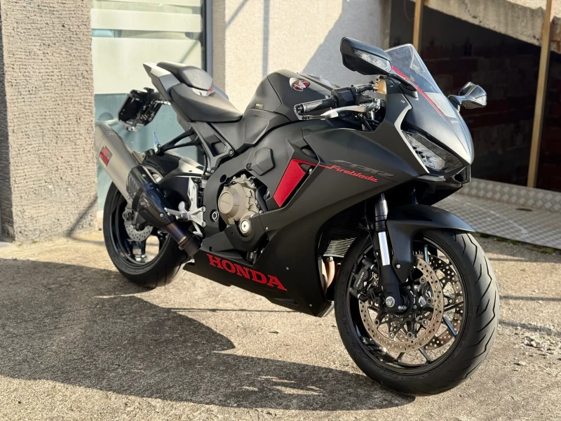 Honda Cbr 1000RR , Shifter, ABS, AKRAPOVIC, снимка 5 - Мотоциклети и мототехника - 52751426