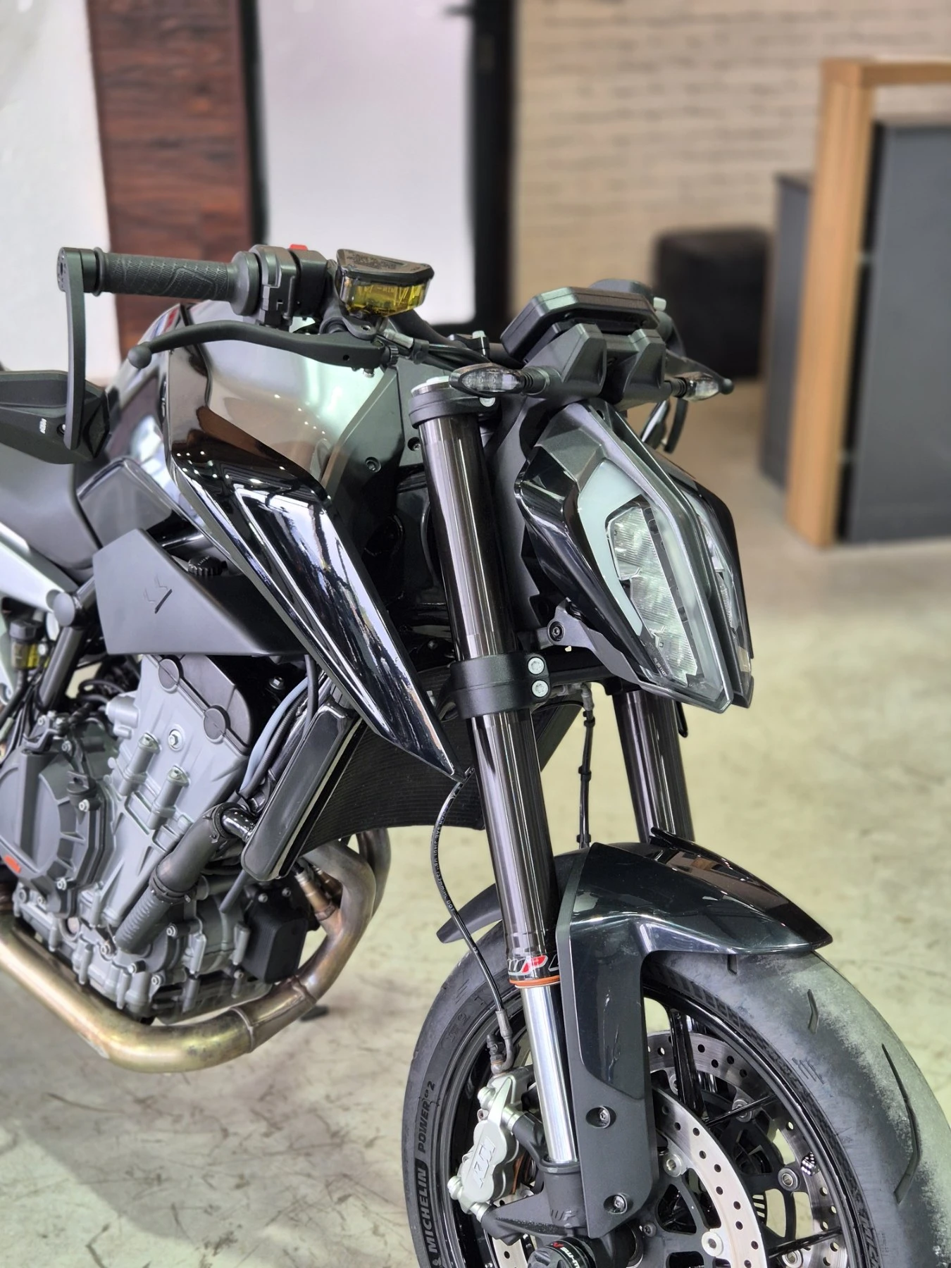 Ktm Duke 790 ABS!! TC!! Нов вност от Швейцария!!, снимка 9 - Мотоциклети и мототехника - 55817431