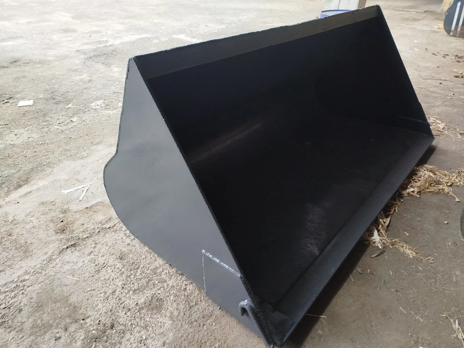 Телескопичен товарач Manitou Кофа 1.5 куб.м , снимка 1