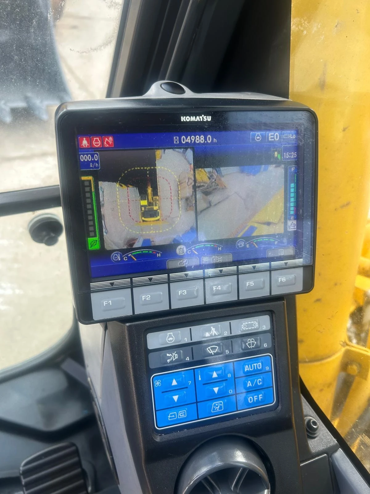 Багер Komatsu PC290, снимка 4 - Индустриална техника - 54078354