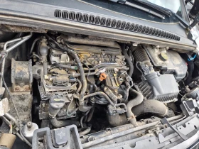 Peugeot 5008 1.6/2.0 BHDI, снимка 8