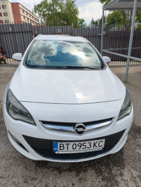 Opel Astra SPORTS TOURER, снимка 1