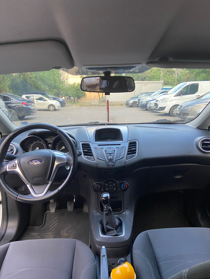 Ford Fiesta, снимка 3 - Автомобили и джипове - 46264081