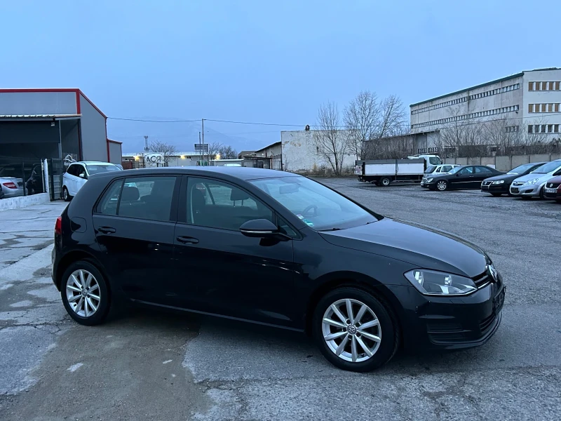 VW Golf 7 1.6 TDI  , снимка 7 - Автомобили и джипове - 48739603