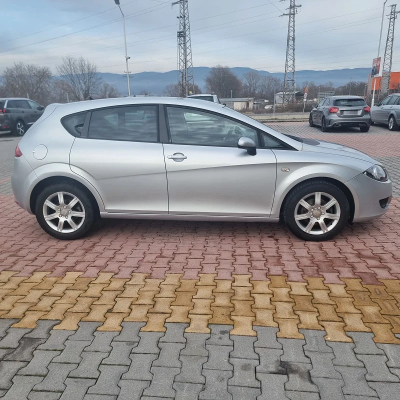 Seat Leon 1.6 , снимка 6 - Автомобили и джипове - 48823083