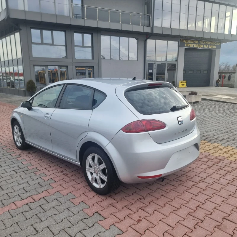 Seat Leon 1.6 , снимка 3 - Автомобили и джипове - 48823083