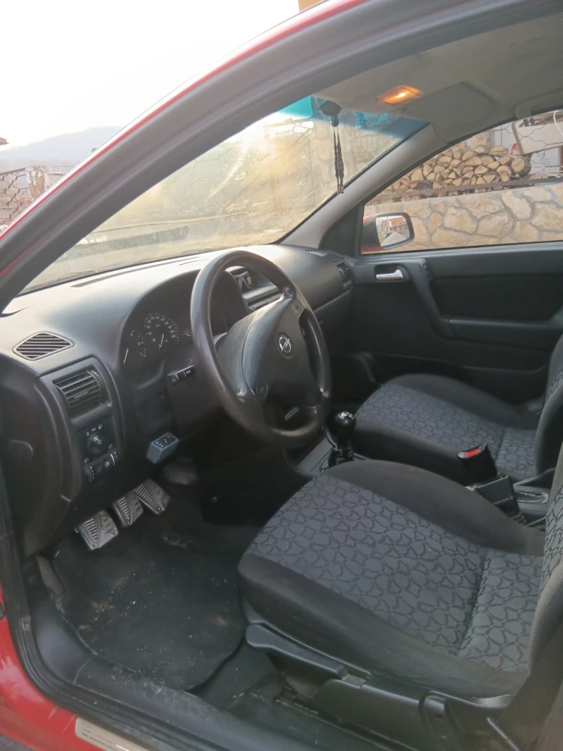 Opel Astra 1.6, снимка 6 - Автомобили и джипове - 48963398