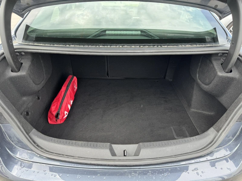 Renault Megane 1.5DCI, снимка 11 - Автомобили и джипове - 50010265