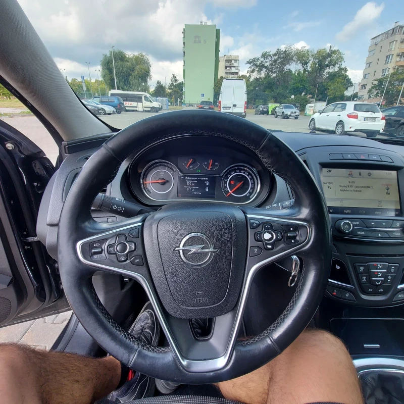 Opel Insignia 2.0 CDTI, снимка 3 - Автомобили и джипове - 52265411