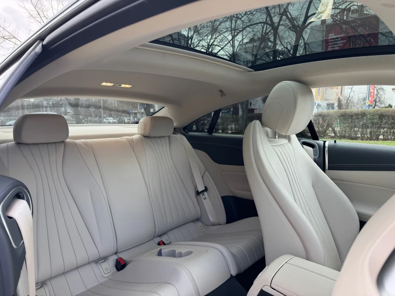 Mercedes-Benz E 450 4Matic AMG Hybrid, снимка 11 - Автомобили и джипове - 52243136