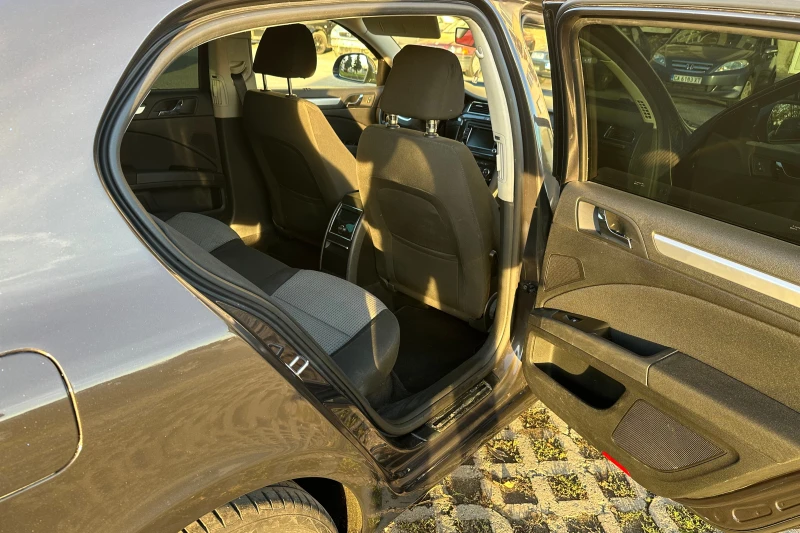 Skoda Superb, снимка 13 - Автомобили и джипове - 52268164