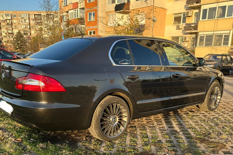 Skoda Superb, снимка 2 - Автомобили и джипове - 52268164