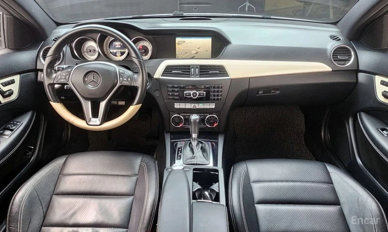 Mercedes-Benz C 220, снимка 7 - Автомобили и джипове - 53155734