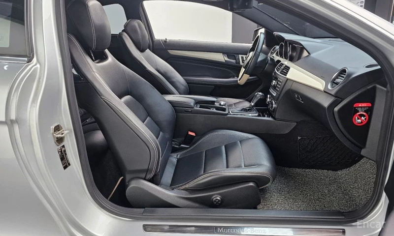 Mercedes-Benz C 220, снимка 11 - Автомобили и джипове - 53155734