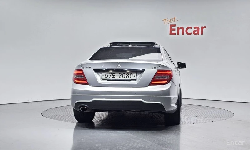 Mercedes-Benz C 220, снимка 4 - Автомобили и джипове - 53155734
