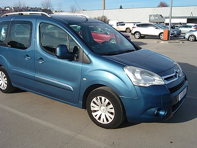 Citroen Berlingo 1, 5 109кс, снимка 7 - Автомобили и джипове - 52859633