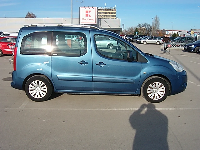 Citroen Berlingo 1, 5 109кс, снимка 6 - Автомобили и джипове - 52859633