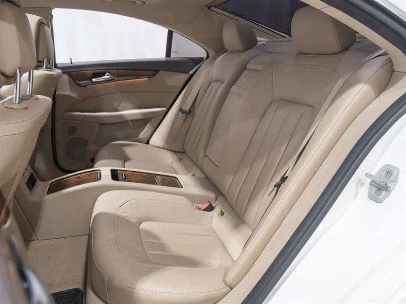 Mercedes-Benz CLS 550 * CARFAX * ЦЕНА ДО БГ, снимка 12 - Автомобили и джипове - 54738580