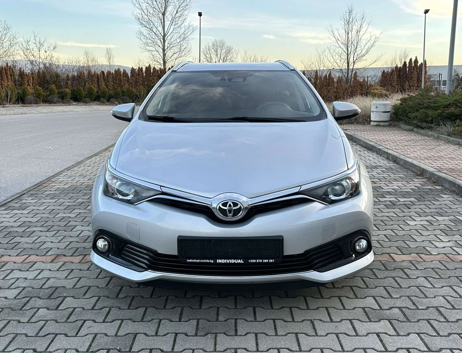 Toyota Auris FACE LIFT* 1.6 D4D 112 К.С, снимка 1