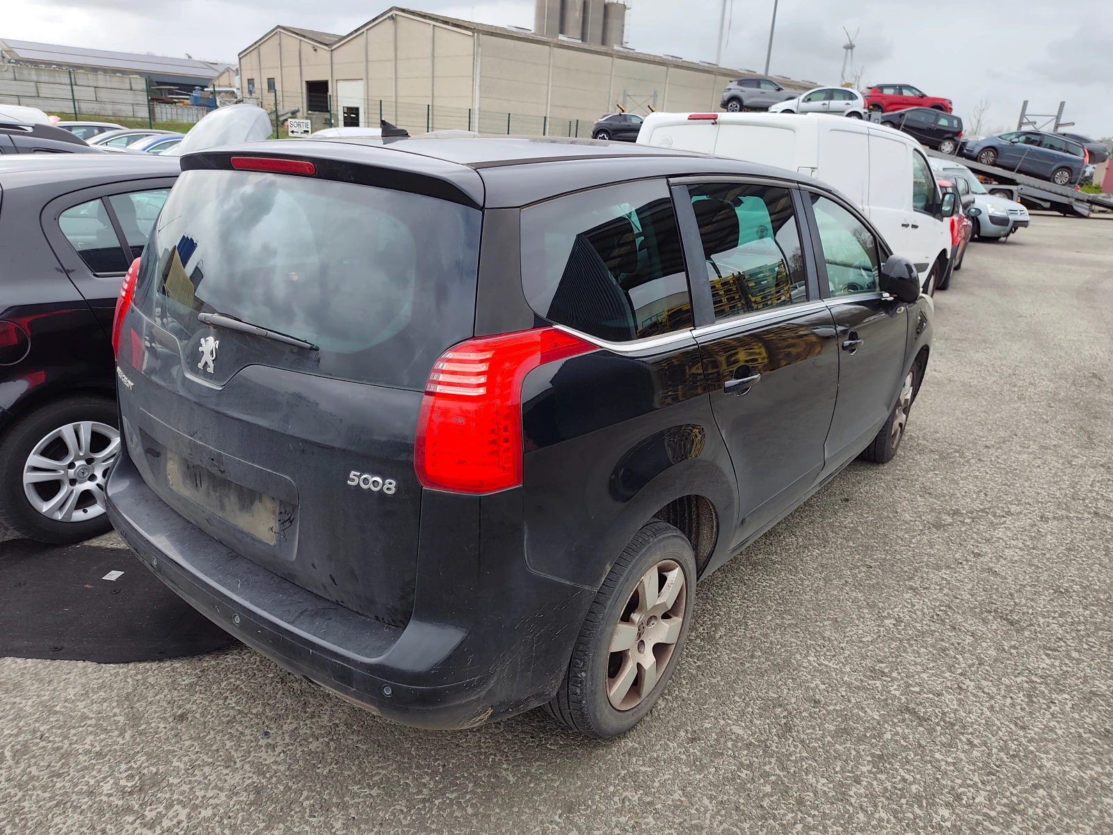 Peugeot 5008 1.6/2.0 BHDI, снимка 11 - Автомобили и джипове - 48320330