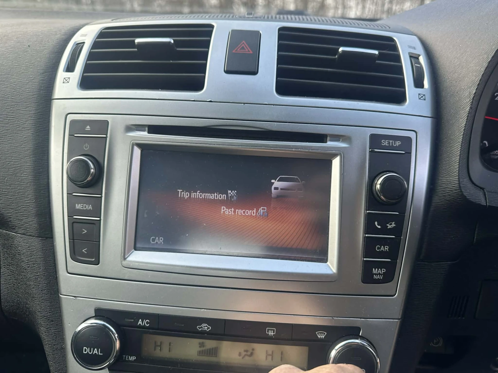 Toyota Avensis 2. 0 D-4D 124 �. �. �� ����� | Mobile.bg � ����������� 9