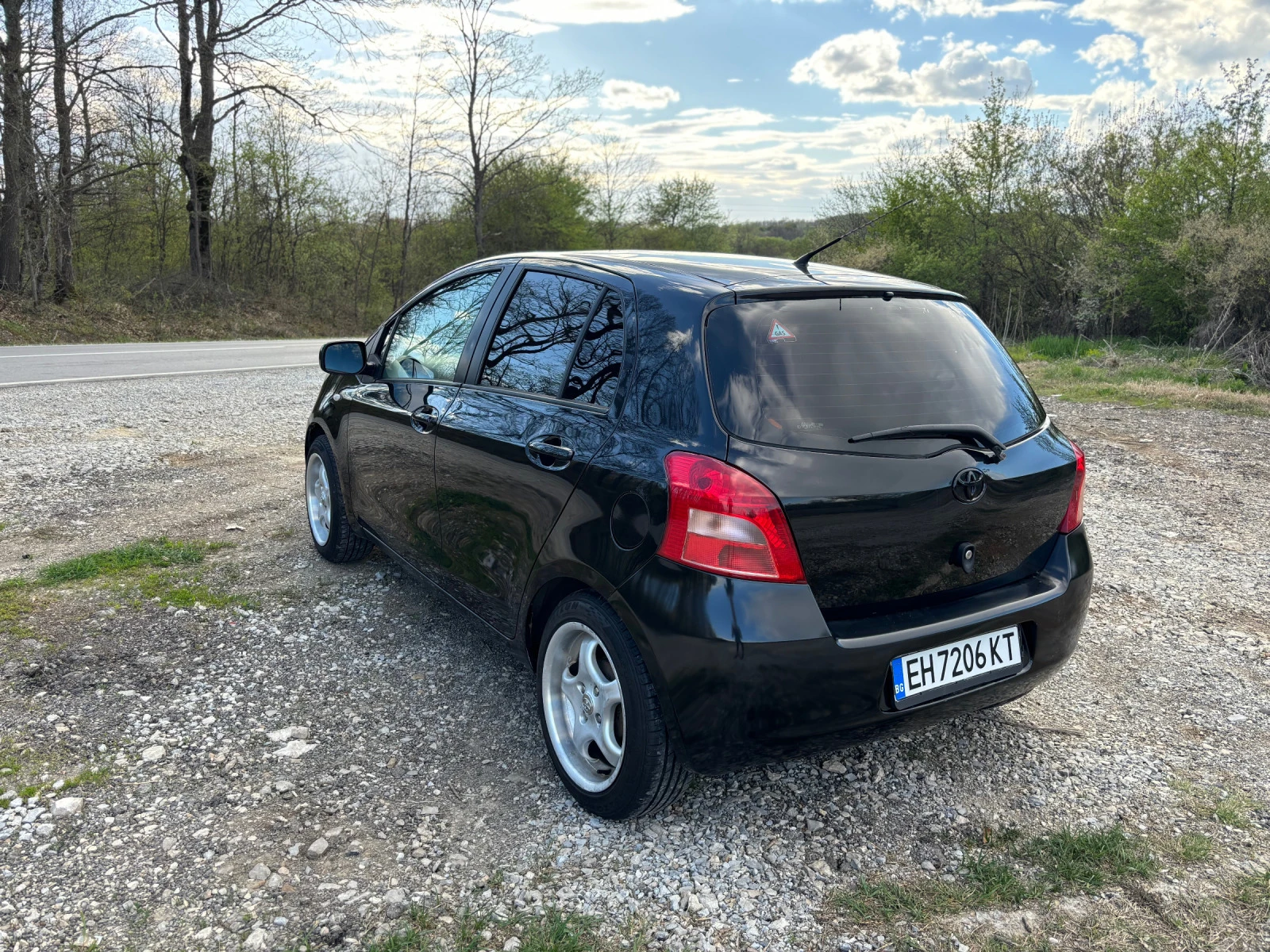 Toyota Yaris 1.3 VVTI LPG - изображение 5