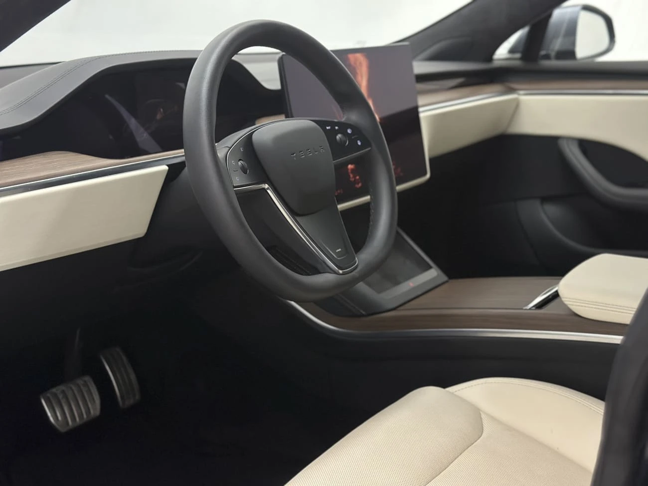 Tesla Model S Long Range* AWD* Pano* Facelift* 670hp*  - изображение 10