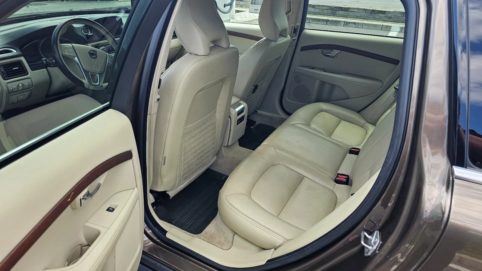 Volvo Xc70 2.4D - изображение 10