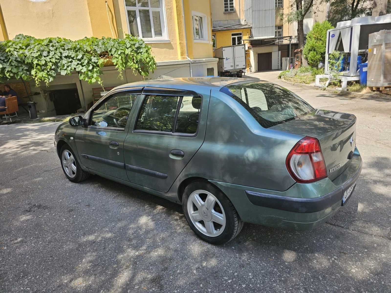 Renault Symbol  - изображение 3