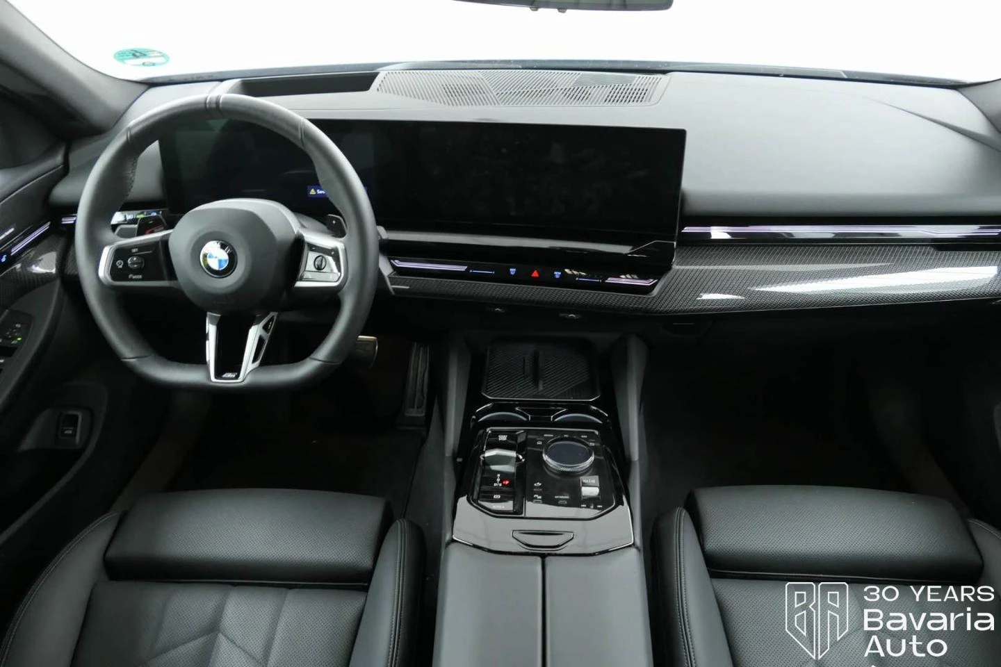 BMW 520 i Touring M Sport Paket Steptronic - изображение 6