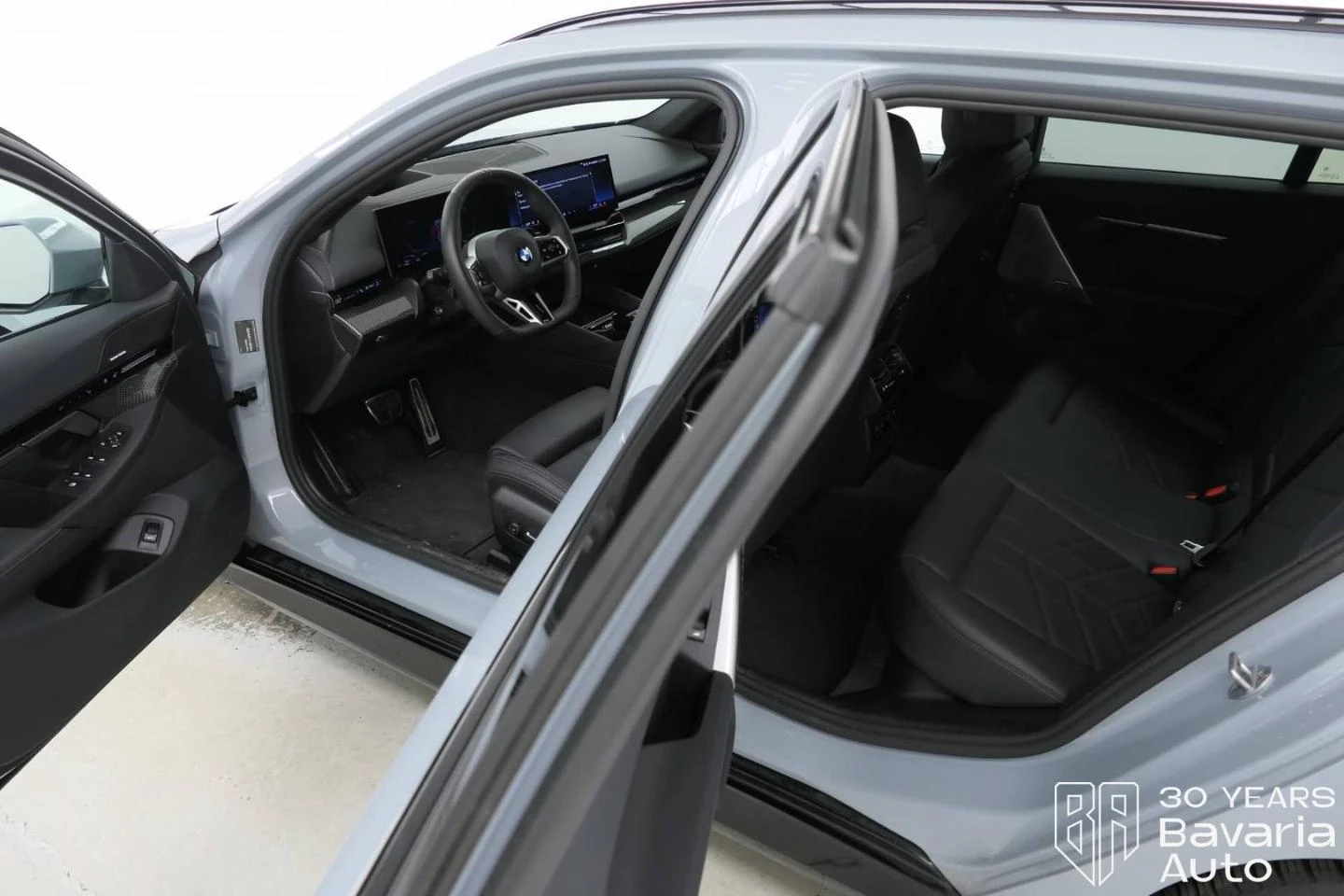 BMW 520 i Touring M Sport Paket Steptronic - изображение 5