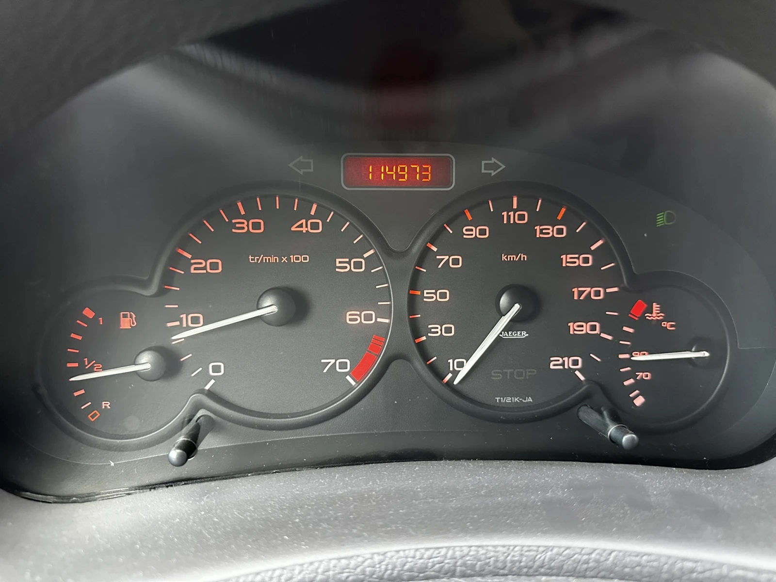 Peugeot 206 1.4i Реални километри, снимка 7 - Автомобили и джипове - 54628663