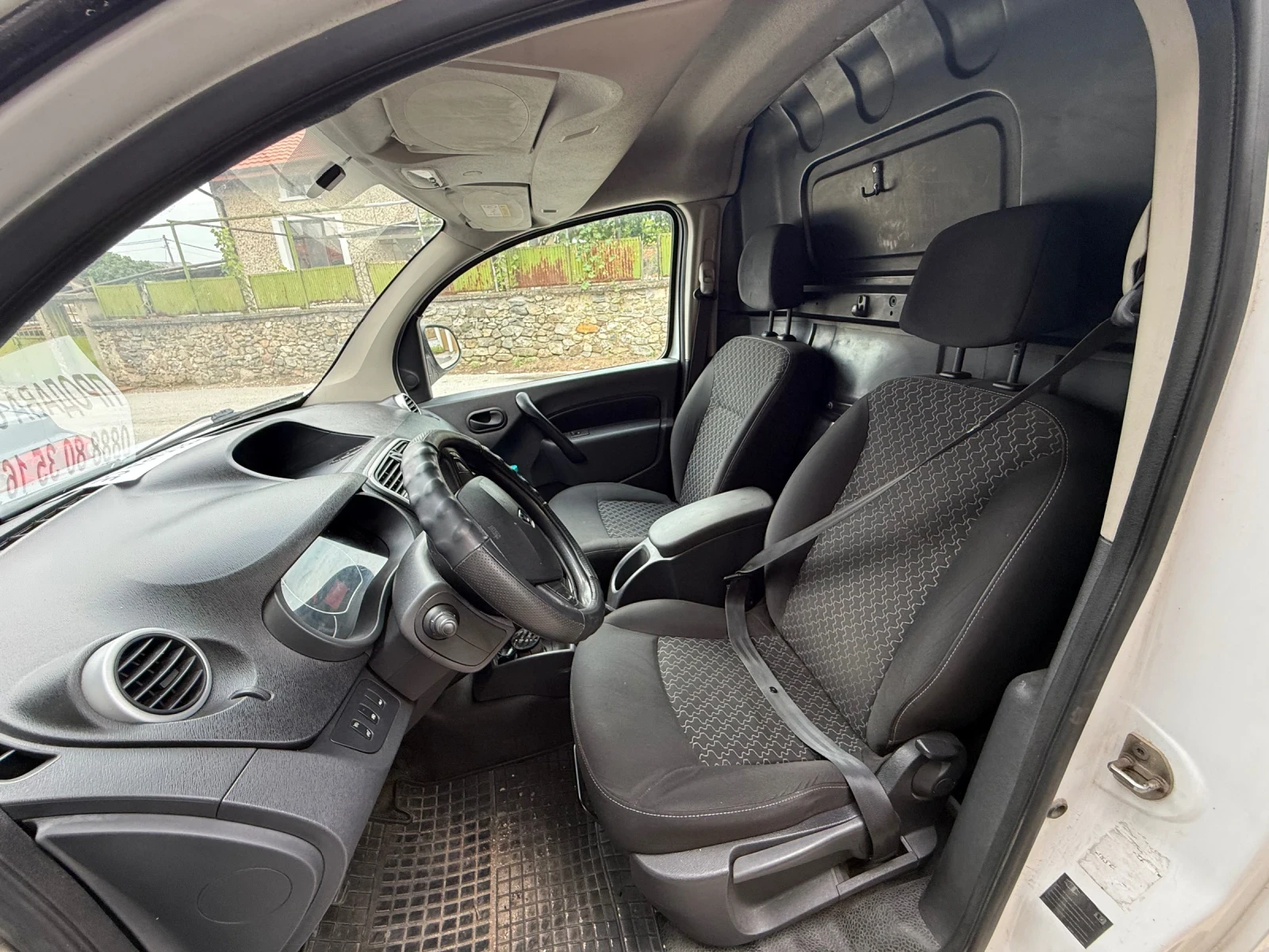 Renault Kangoo, снимка 6 - Автомобили и джипове - 55137045