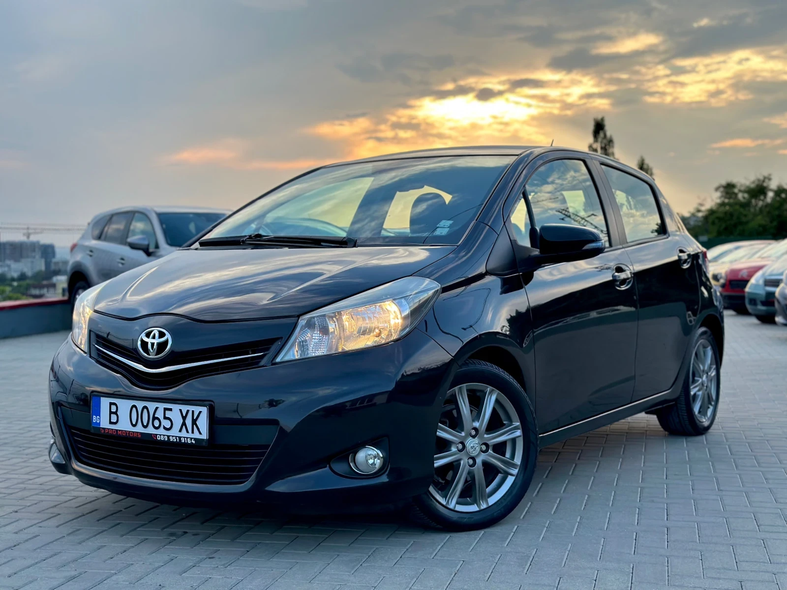 Toyota Yaris Avtomat, keyless, start/stop, снимка 4 - Автомобили и джипове - 55152952