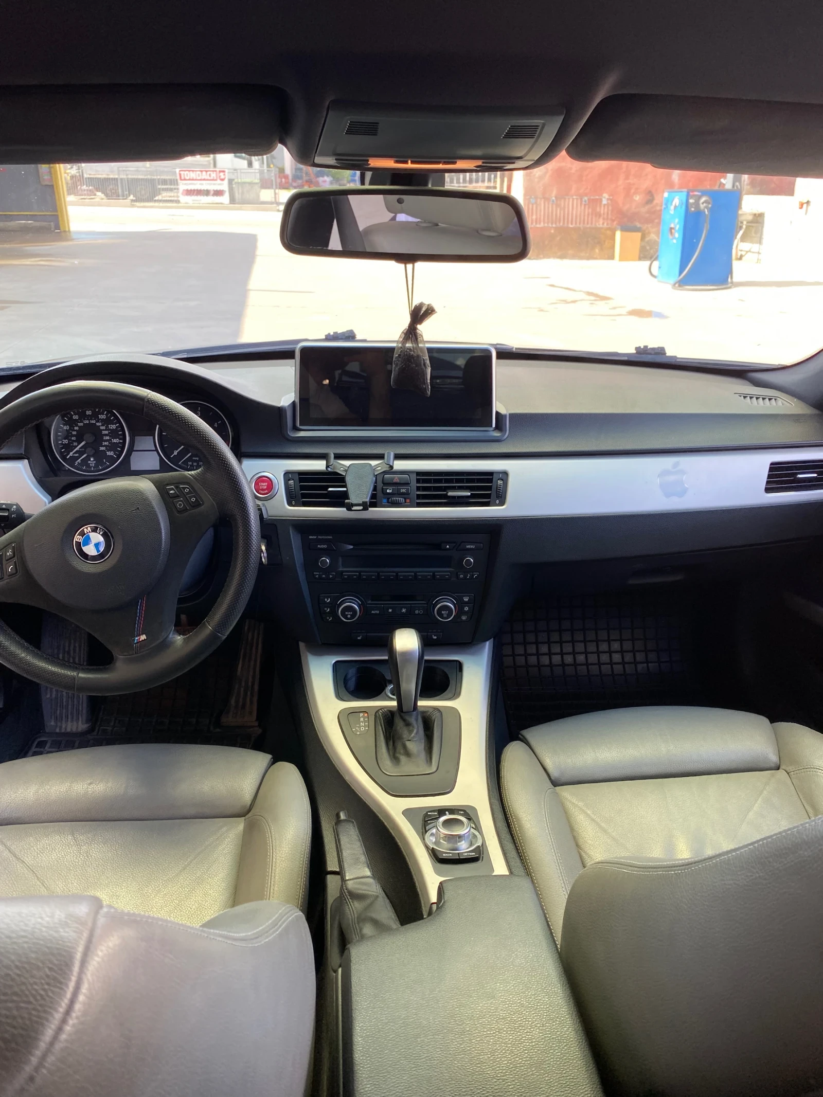 BMW 330, снимка 4 - Автомобили и джипове - 55332383