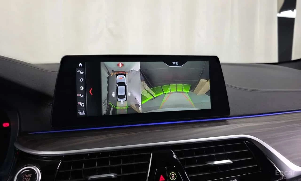 BMW 530 * 530i M Sport Package Plus * ЦЕНА ДО БГ, снимка 14 - Автомобили и джипове - 55617972