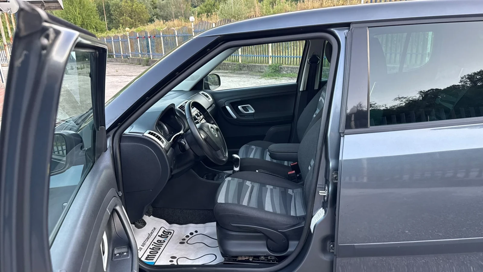 Skoda Fabia, снимка 14 - Автомобили и джипове - 55755080