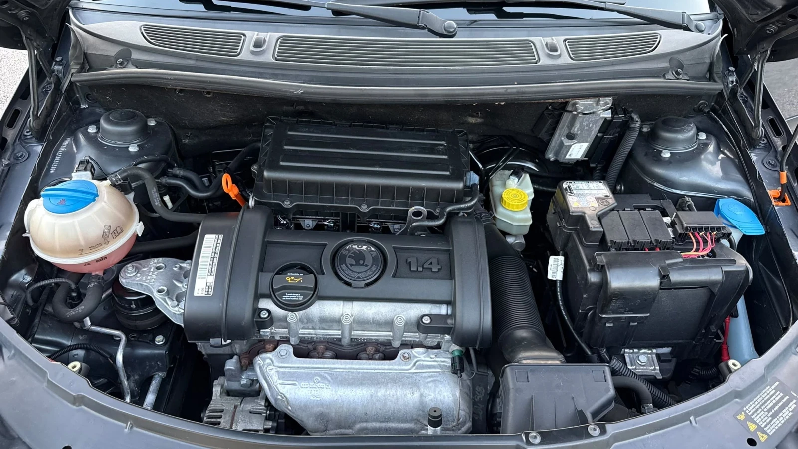 Skoda Fabia, снимка 9 - Автомобили и джипове - 55755080