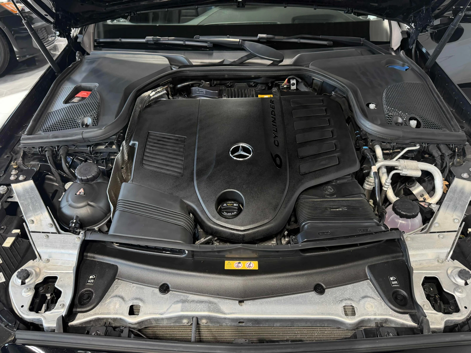 Mercedes-Benz E 450 * CARFAX * ОПЦИЯ ЗА ФИНАНСИРАНЕ , снимка 12 - Автомобили и джипове - 55986656