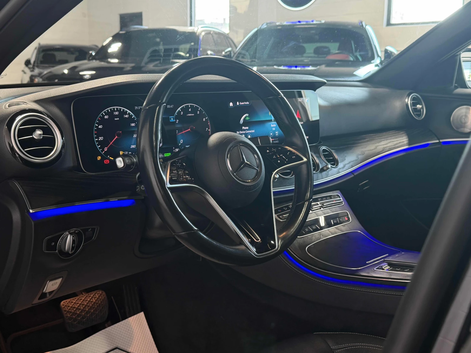 Mercedes-Benz E 450 * CARFAX * ОПЦИЯ ЗА ФИНАНСИРАНЕ , снимка 4 - Автомобили и джипове - 55986656