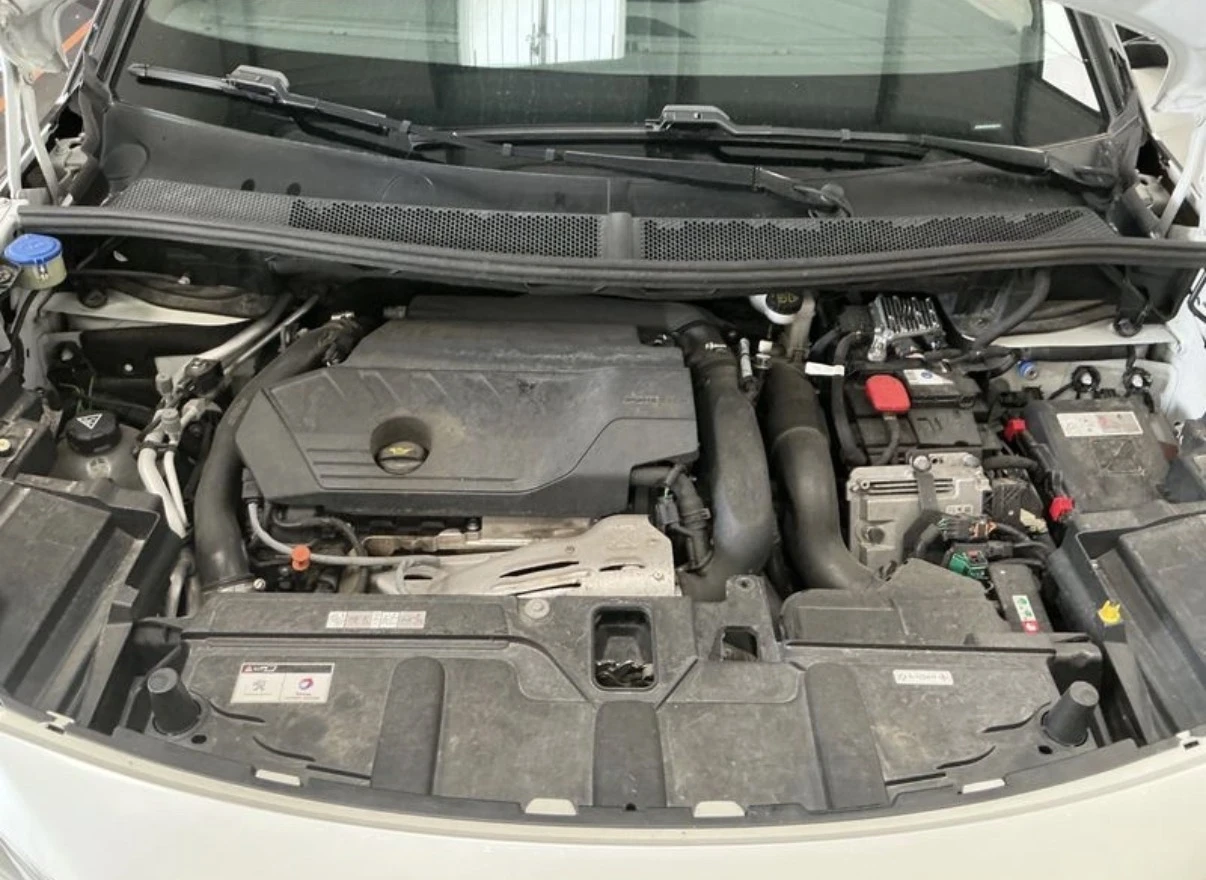 Peugeot 3008 GT-Line 4x4 299hp, снимка 16 - Автомобили и джипове - 56150618