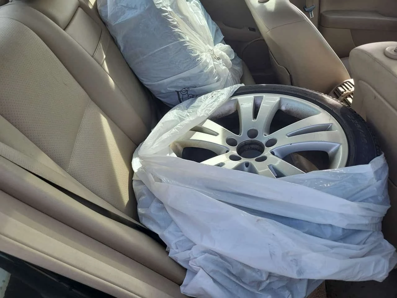 Mercedes-Benz C 350 * 4MATIC * CARFAX * ����� �� ����������� *  | Mobile.bg � ����������� 11