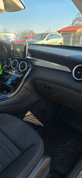 Mercedes-Benz GLC 250 4-MATIC, 9G, LED, 204к.с, снимка 10