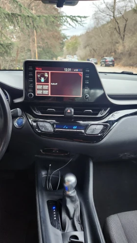 Toyota C-HR, снимка 2
